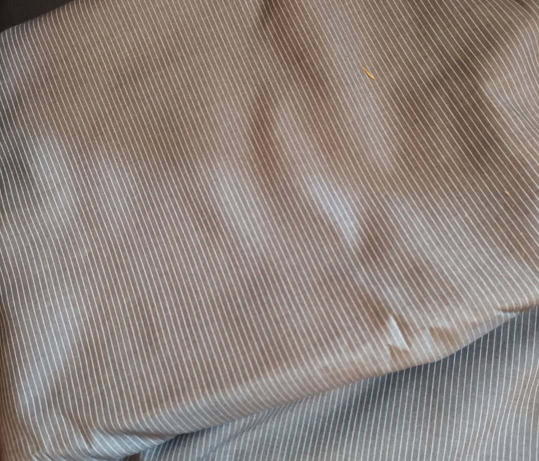 Tissu coton kaki rayures blanches Tissu coton kaki rayures blanches