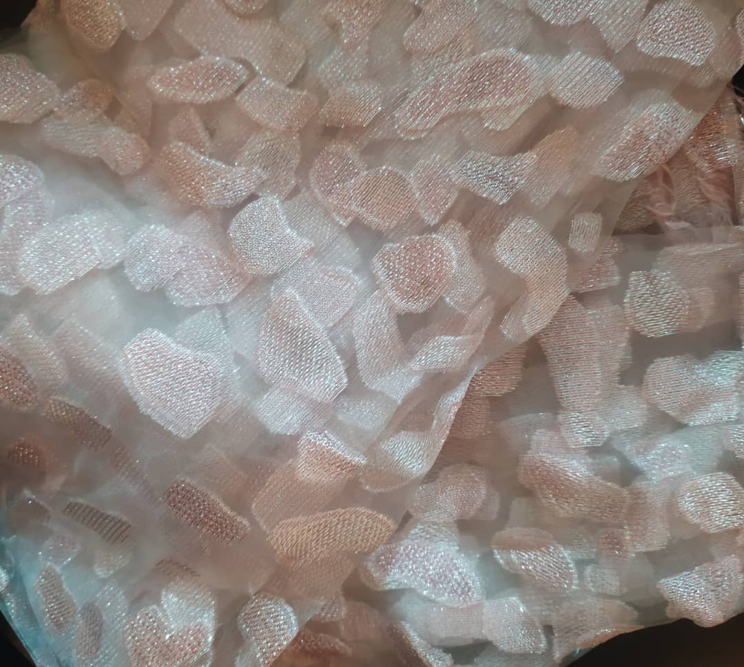 Tissu organza rose clair Tissu organza rose clair