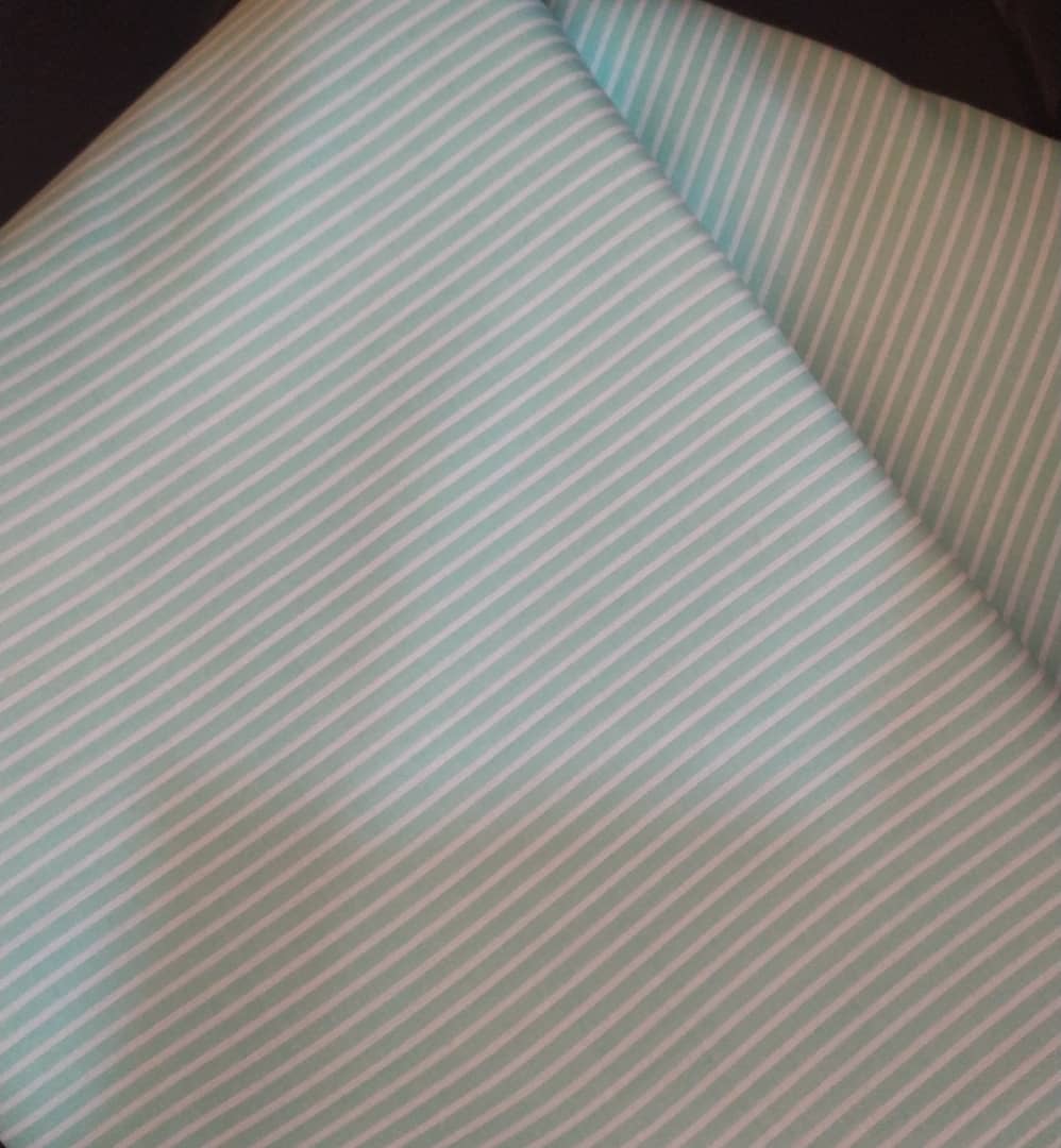 Tissu pantalon vert rayures blanc Tissu pantalon vert rayures blanc